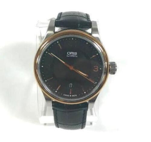 ORIS AUTOMATIC CLASSIC WATCH, FRONT SAPPHIRE CRYSTAL, 5 BAR, CUIR VERITABLE STRAP, MODEL: 7594, S/N 32-79841 - Store Display, No Box, No Papers<br />