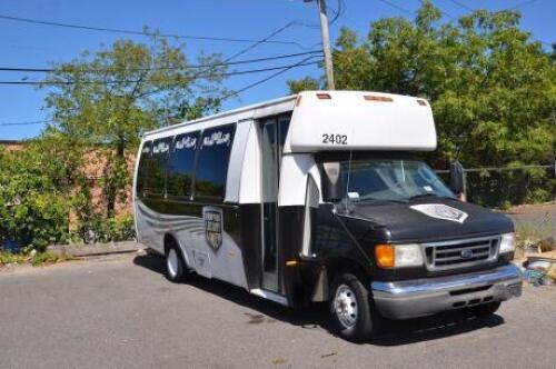 (2004) FORD E-450 VIN # 1FDXEXXXXXXXXXXXXX, Fleet # 2402, Miles:<br />